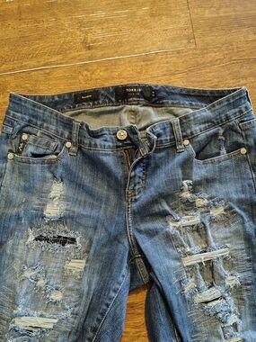 Size 14 torrid Distressed Medium Blue Boyfriend Jeans